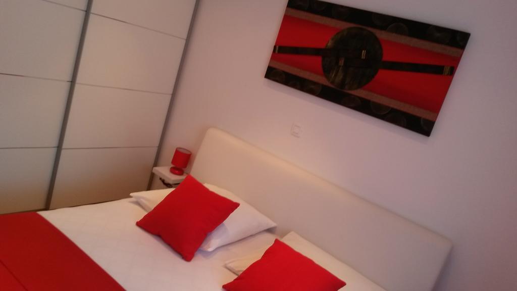 Apartments Marjan Podstrana Bilik gambar