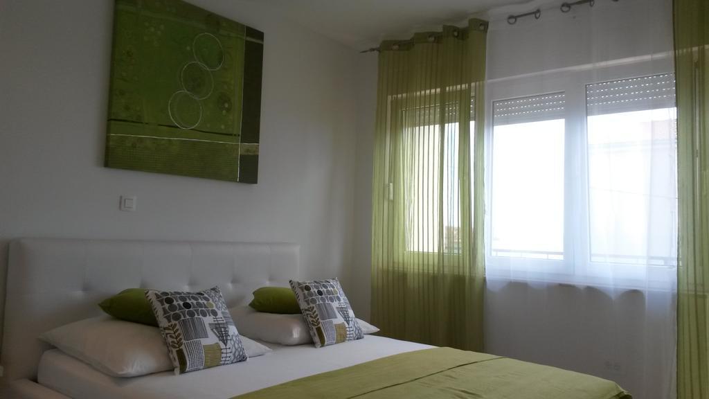 Apartments Marjan Podstrana Bilik gambar