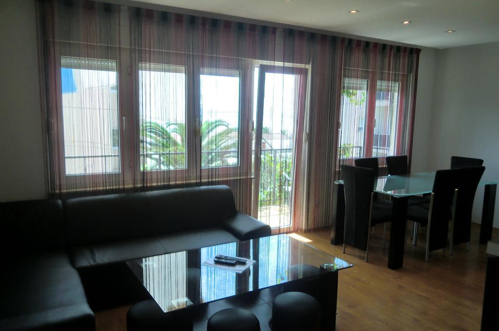 Apartments Marjan Podstrana Bilik gambar